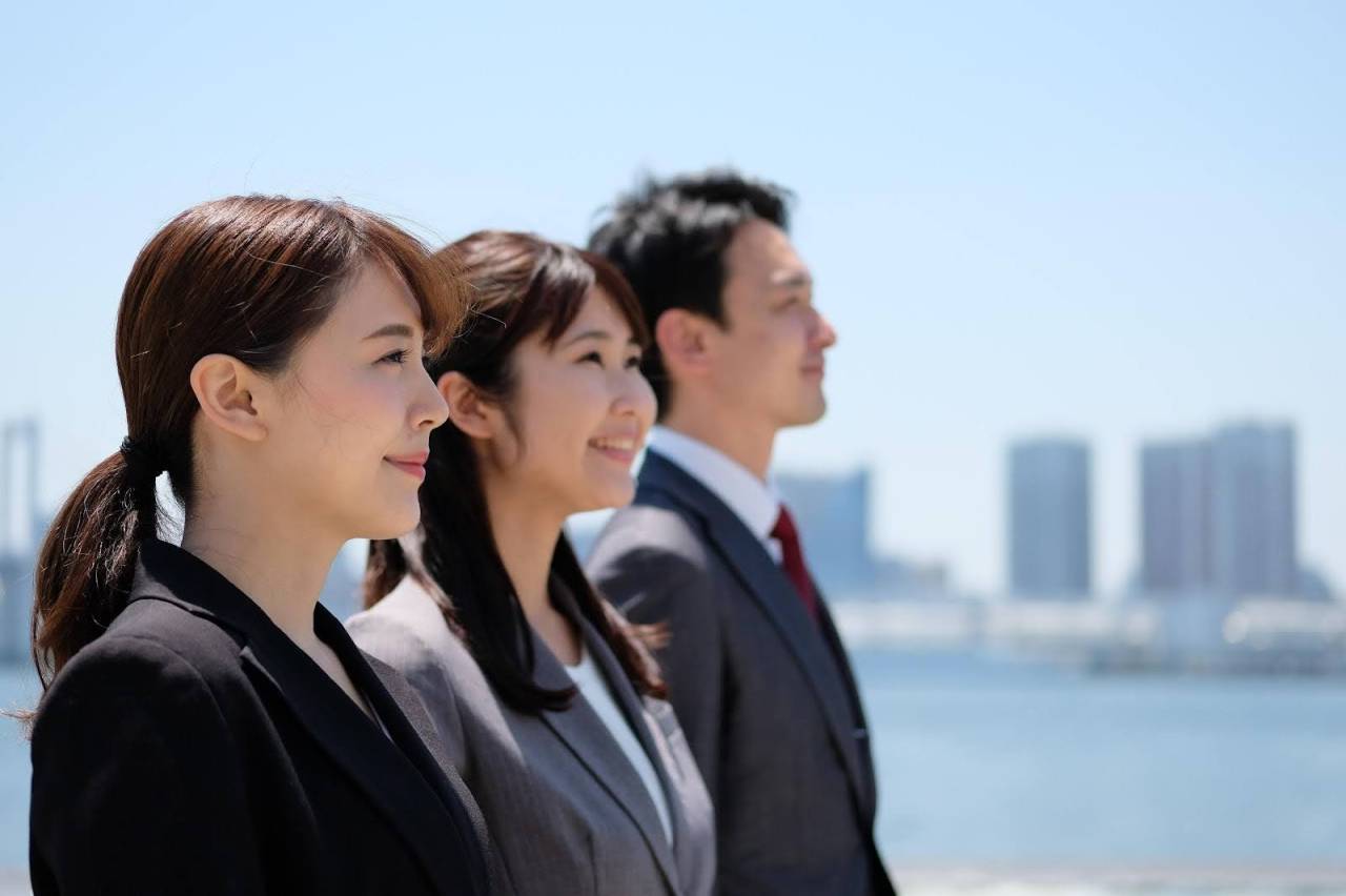 【鳥取・島根で正社員へ】営業・接客経験を活かせる“人の役に立つ仕事”とは？